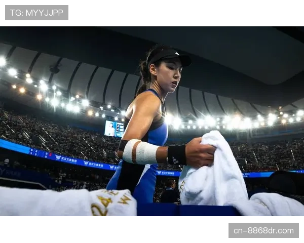 王欣瑜赛前啃汉堡，教练脸都绿了