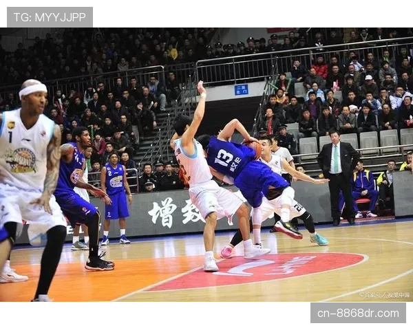 八秒违例是什么规则？新手必学的进攻时间限制解析